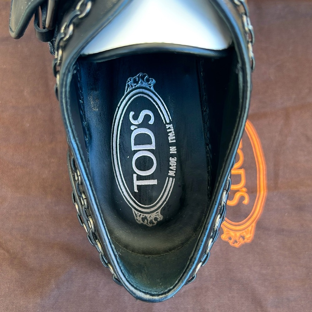 Tod's Black and White Women’s Loafers —37 - Picture 4 of 6